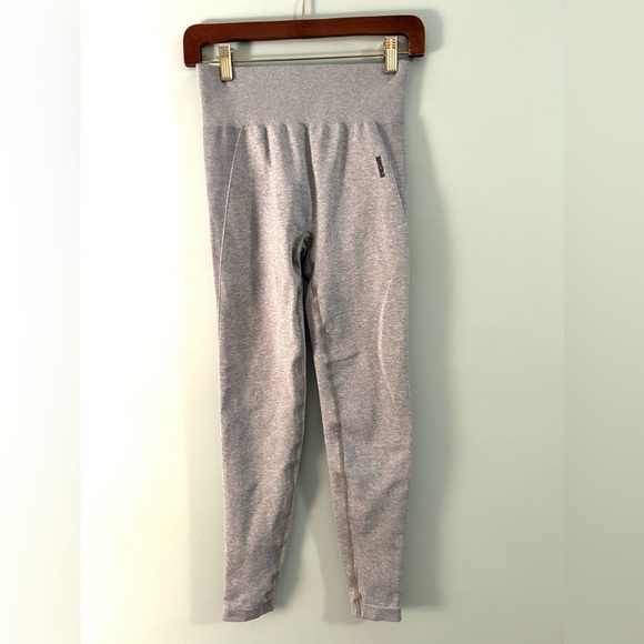 Gymshark Flex High Waist Marled Light Gray Leggings. Size Medium. - Picture 1 of 10